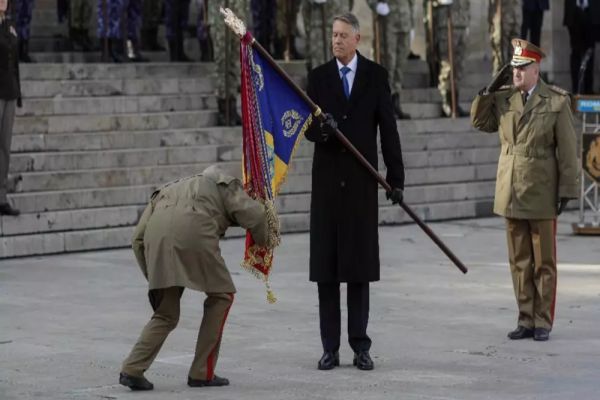 Klaus Iohannis l-a învestit pe noul șef al Statului Major al Apărării - Vlad Gheorghiță - Mesajul transmis de președinte