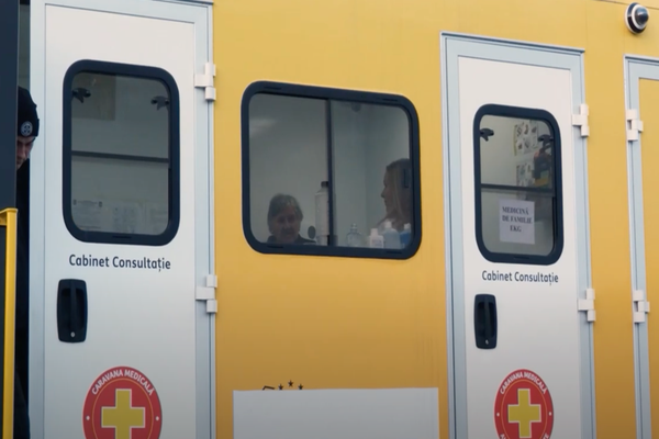 Caravana Medicală a adus speranță și servicii medicale gratuite în 25 de județe