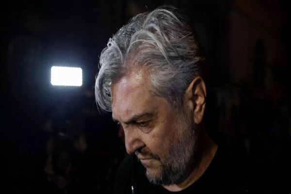 NOI ÎNREGISTRĂRI DIFUZATE LA REALITATEA PLUS: DAN TOCACI, LA BISERICĂ. INTERMEDIARUL GENERALILOR VOIA SĂ-ȘI SPELE PĂCATELE  