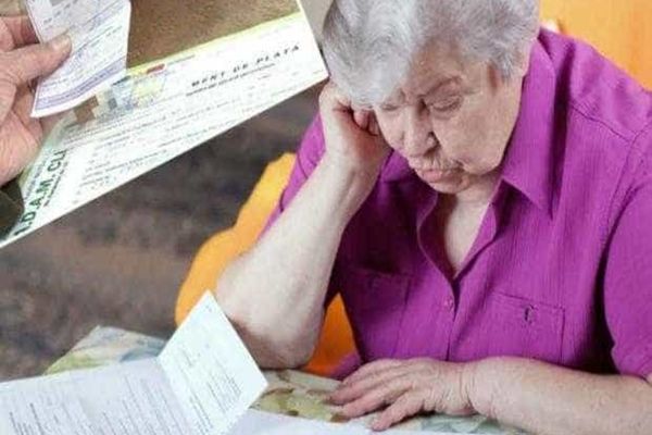 Proiect: cumulul pensie-salariu la stat, interzis de Guvern
