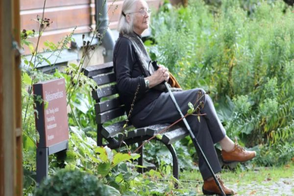 DE MÂINE INTRĂ ÎN VIGOARE INIȚIATIVA PNL DE ELIMINARE A IMPOZITULUI PENTRU PENSIILE SUB 3.000 LEI