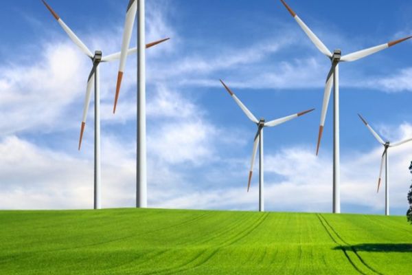 MINUTUL DE ENERGIE. ENERGIA VERDE - SOLUȚIA IEFTINĂ ȘI SIGURA LA COMBUSTIBILII TRADIȚIONALI