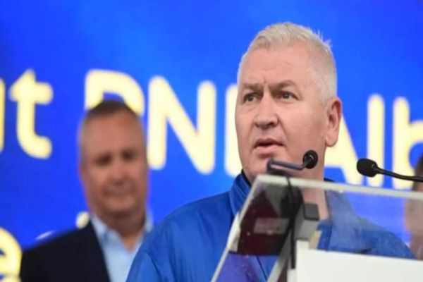 FLORIN ROMAN ȘI ADRIAN COZMA ACUZĂ PSD DE BLOCAJE ÎN PROIECTE ESENȚIALE 