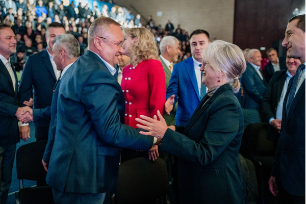 CIUCĂ ȘI SIMION, UMĂR LA UMĂR PENTRU TURUL 2. MOBILIZAREA PNL POATE FACE DIFERENȚA