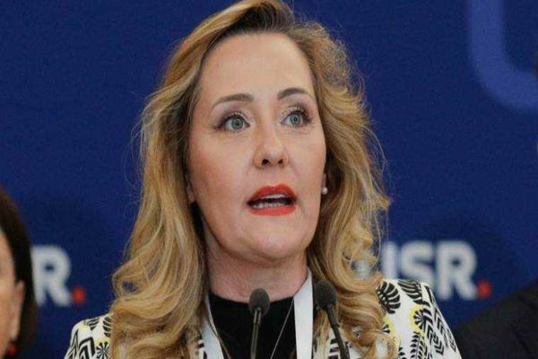 ELENA LASCONI, NOU DERAPAJ ÎN SPAȚIUL PUBLIC: BOLOJAN E INTERIMAR DATORITĂ MIE