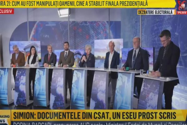 EMISIUNE-DOCUMENT: SUVERANIȘTII, ÎN DIRECT CU POPORUL. GEORGE SIMION: ”ESTE ULTIMA ZVÂCNIRE A STATULUI PARALEL. NE LUĂM ȚARA ÎNAPOI”