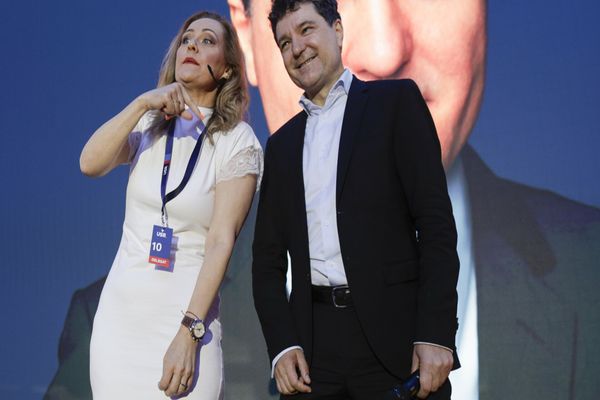 USR SUGEREAZĂ O „ECHIPĂ COMUNĂ" ÎNTRE ELENA LASCONI ȘI NICUȘOR DAN PENTRU ALEGERILE PREZIDENȚIALE