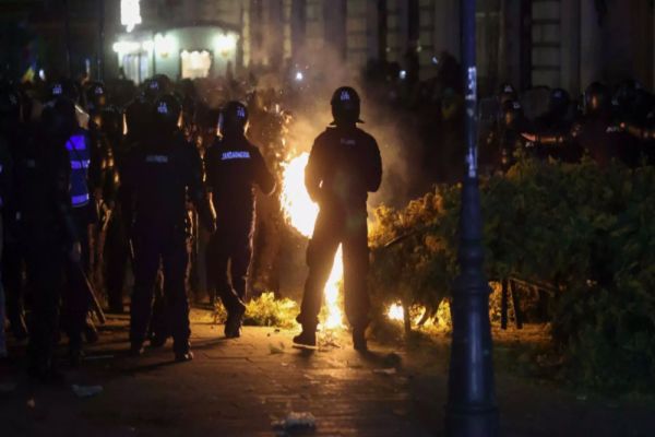 BEC SESIZEAZĂ AUTORITĂȚILE DUPĂ AMENINȚĂRILE PRIMITE PE REȚELELE SOCIALE