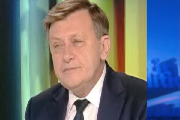 CRIN ANTONESCU DEMASCĂ MANEVRELE SISTEMULUI. CINE AJUNGE LA BUTOANELE PUTERII