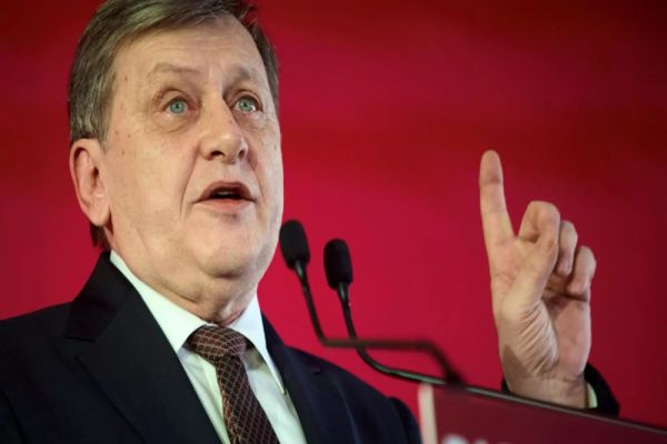 REACȚIE DURĂ: CRIN ANTONESCU CRITICĂ NUMIREA OANEI GHEORGHIU CA VICEPREMIER