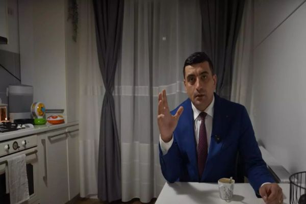 GEORGE SIMION DEMONTEAZĂ MANIPULĂRILE: CINE A FURAT ALEGERILE ȘI CUM AU FOST ÎNVRĂJBIȚI ROMÂNII ÎMPOTRIVA CANDIDATULUI SUVERANIST - VIDEO 