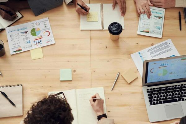 ROMÂNIA, ȚARA ÎN CARE MUNCA ESTE SUPRAIMPOZITATĂ, IAR BOGAȚII SUNT PRIVILEGIAȚI