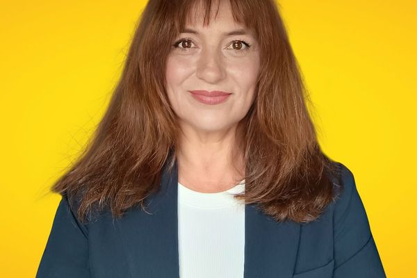 MARA NICOLESCU, CONSILIER AUR: CONSILIUL JUDEȚEAN DÂMBOVIȚA A ASCUNS FAPTUL CĂ GROAPA DE GUNOI ANINOASA ERA DEJA ÎNCHISĂ PRIN DECIZIE OFICIALĂ