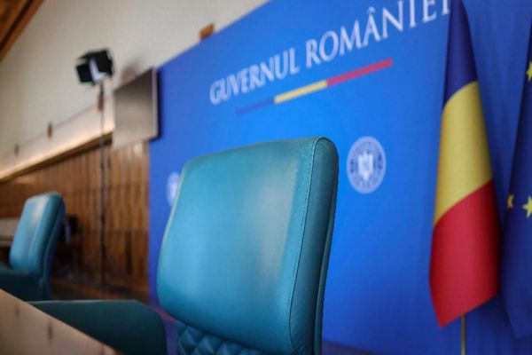 SURSE: COALIȚIA PREGĂTEȘTE DĂRÂMAREA GUVERNULUI! PREDOIU, ÎN CĂRȚI PENTRU PRELUAREA EXECUTIVULUI 