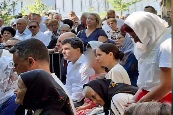 NICUȘOR DAN, LA MĂNĂSTIRE DE SFÂNTA MARIA, NU LA CEREMONIILE DE ZIUA MARINEI