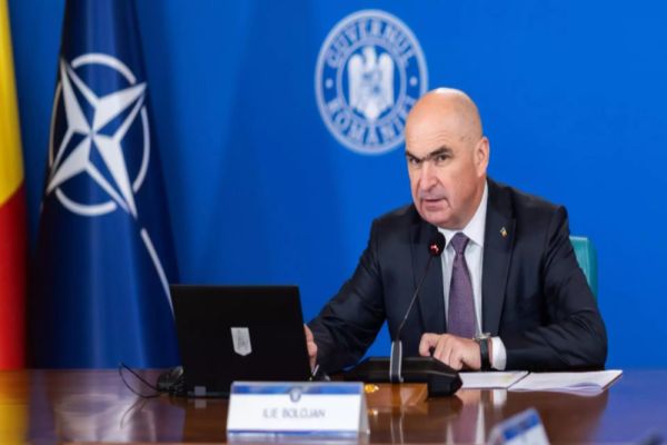 GUVERNUL BOLOJAN A ADOPTAT RECTIFICAREA BUGETARĂ: MAI MULȚI BANI PENTRU SALARII ȘI PENSII, TĂIERI LA INVESTIȚII