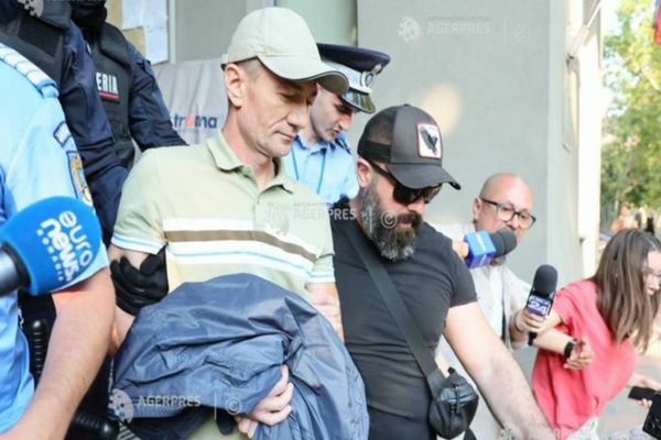 FOSTUL DIRECTOR ADJUNCT AL SIS ACUZAT DE TRĂDARE VA FI DUS ÎN INSTANȚĂ CU PROPUNERE DE ARESTARE PREVENTIVĂ