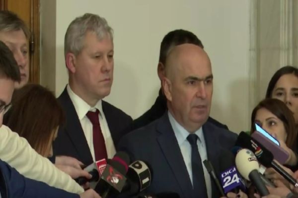 Reacția Guvernului la protestele masive din țară: ”Orice tratament are și efecte adverse”