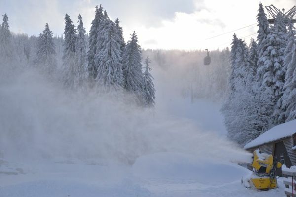 Crăciun cu zăpadă. Meteorologii de la ANM anunță ninsori abundente