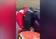 VIDEO Cioban aflat în pericol de moarte, salvat de jandarmii montani