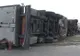 DN 72 blocat, la IL Caragiale, după ce un TIR s-a răsturnat pe șosea