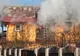 Update-Video| Incendiu puternic la o locuință din Conțești, județul Dâmbovița. Pompierii se luptă cu flăcările