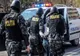 Doi bărbați au fost reținuți de polițiști după ce au furat 20 de butelii