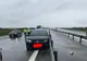 Autoturism înfipt într-un parapet pe Autostrada A1 în județul Dâmbovița. O persoană a fost rănită