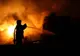 Incendiu violent la un buldoexcavator și un garaj, în Dâmbovița