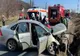 Dâmbovița. Șofer încarcerat după a intrat cu mașina într-un cap de pod