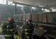 Incendiu violent la un operator economic din Târgoviște! Se intervine cu 3 autospeciale de stingere, o autospecială de descarcerare și o autospecială de intervenție si salvare la înălțime