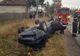 Accident spectaculos la Răcari. S-au răsturnat cu mașina direct în șanț