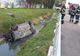 Accident rutier în Târgoviște. Un autoturism s-a răsturnat într-un canal 