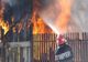 Casă cuprinsă de flăcări în Dâmbovița! 5 autospeciale de stingere au intervenit pentru stingerea incendiului