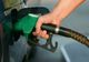 Guvernul va compensa cu numai 50 de bani pe litru prețul motorinei și benzinei. Anunțul premierului