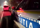 Urmărire, bătaie în trafic şi lovituri de cuţit pe DN 72, după o neînţelegere în trafic. Doi tineri au fost reținuți